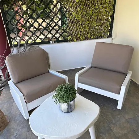 Front Beautiful Family House Pefkochori