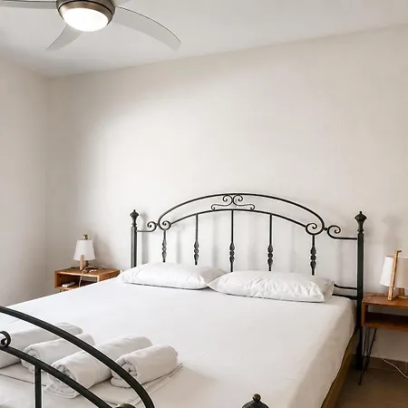 Front Beautiful Family House Holiday home Pefkochori