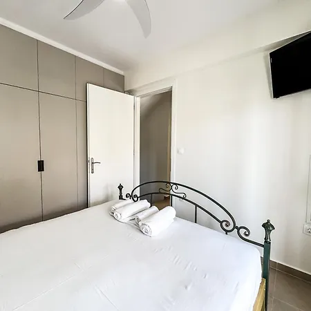 Front Beautiful Family House Holiday home Pefkochori