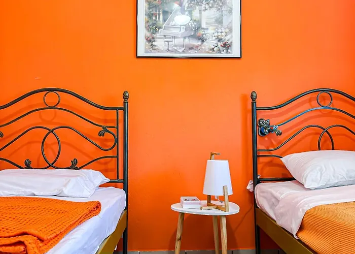 Hébergement de vacances Front Beautiful Family House *