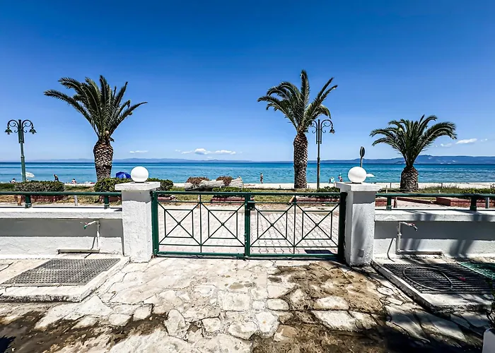 Front Beautiful Family House Hébergement de vacances